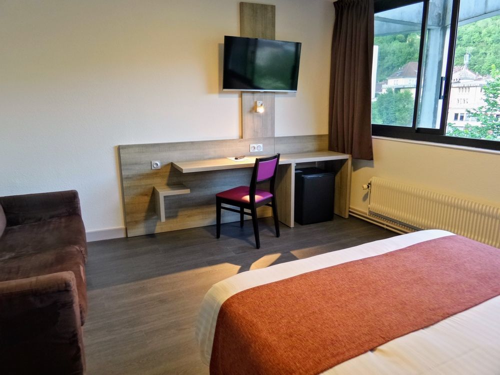 Jura Hotel Restaurant Le Panoramic 생클로드 외부 사진